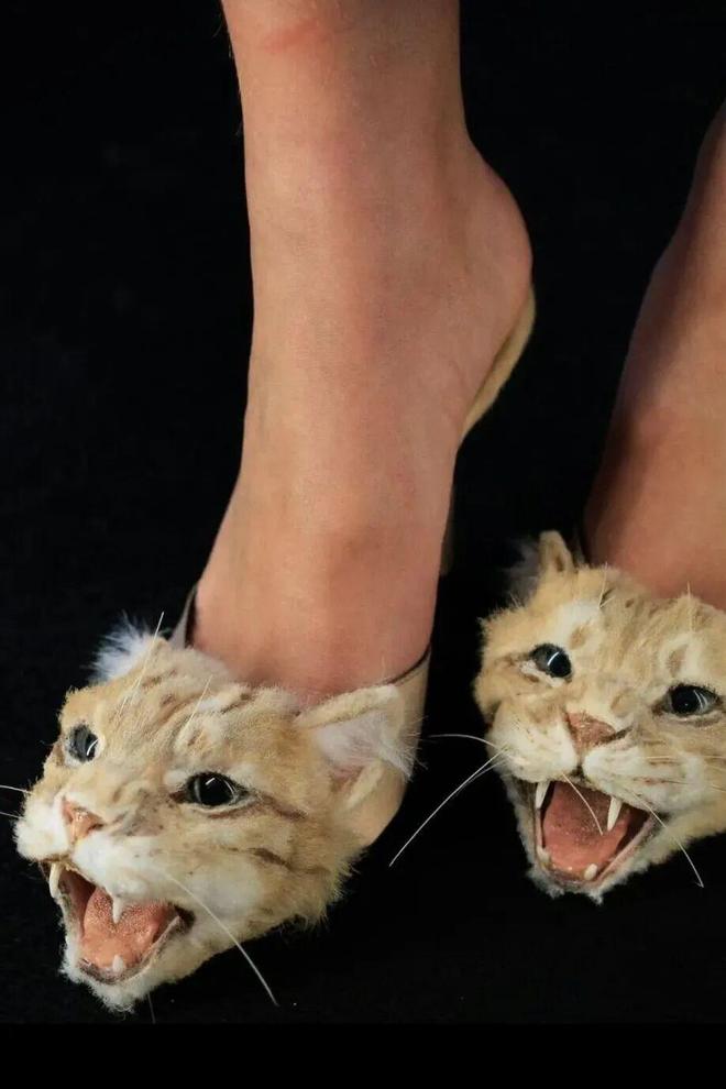 _穿出巴黎女人的姿态，要几步？_穿出巴黎女人的姿态，要几步？