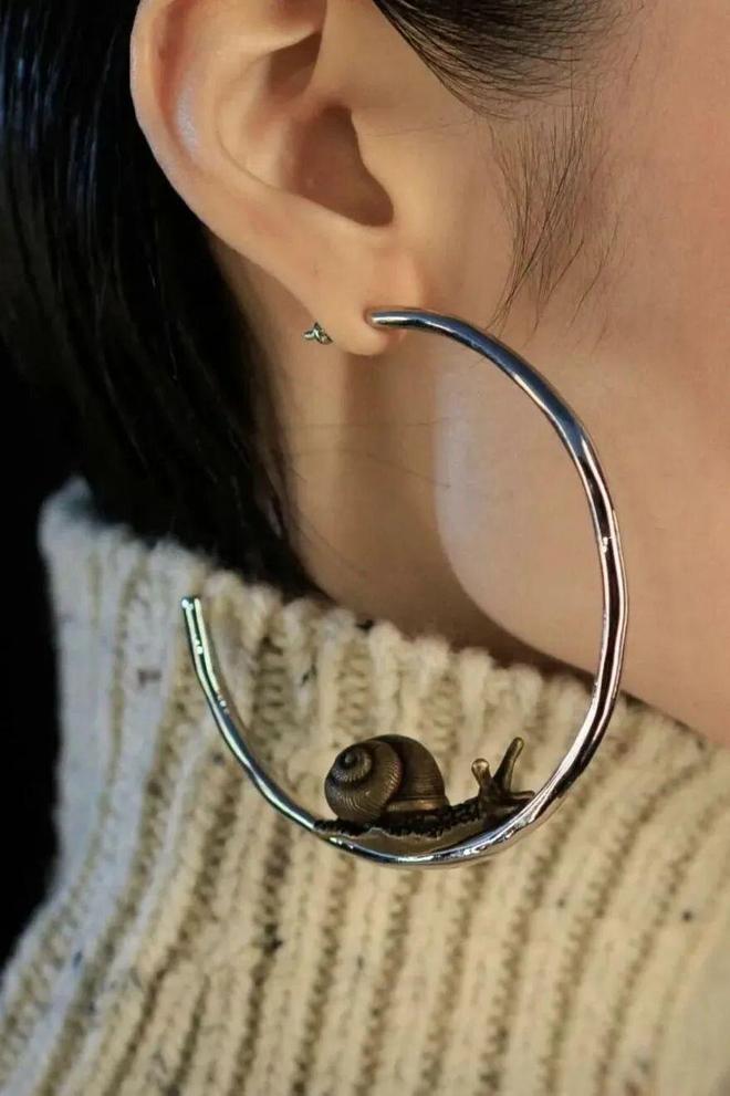 _穿出巴黎女人的姿态，要几步？_穿出巴黎女人的姿态，要几步？