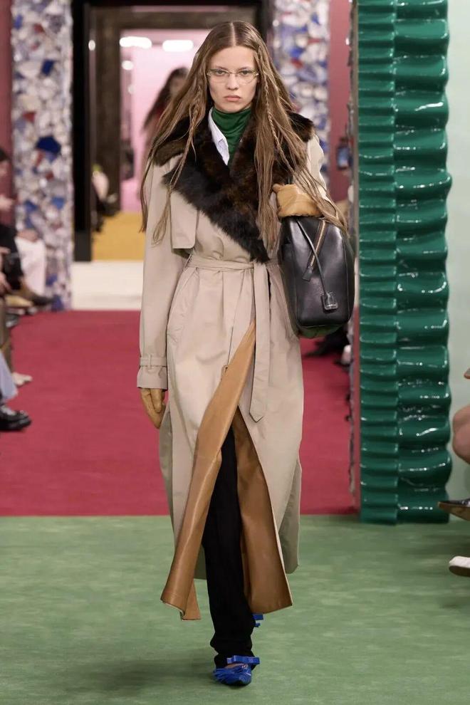 穿出巴黎女人的姿态，要几步？__穿出巴黎女人的姿态，要几步？