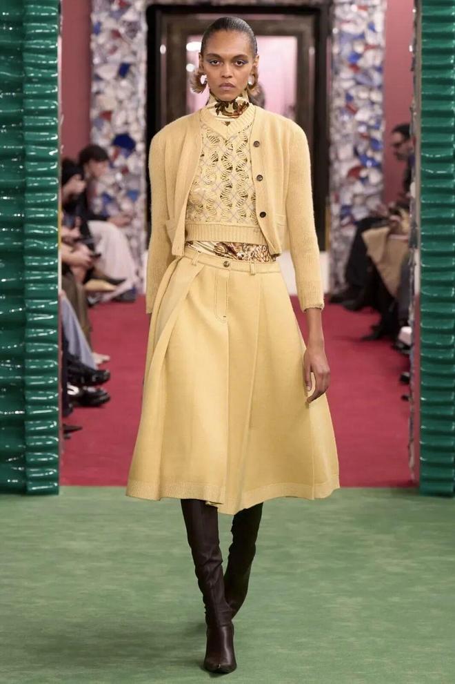 穿出巴黎女人的姿态，要几步？_穿出巴黎女人的姿态，要几步？_