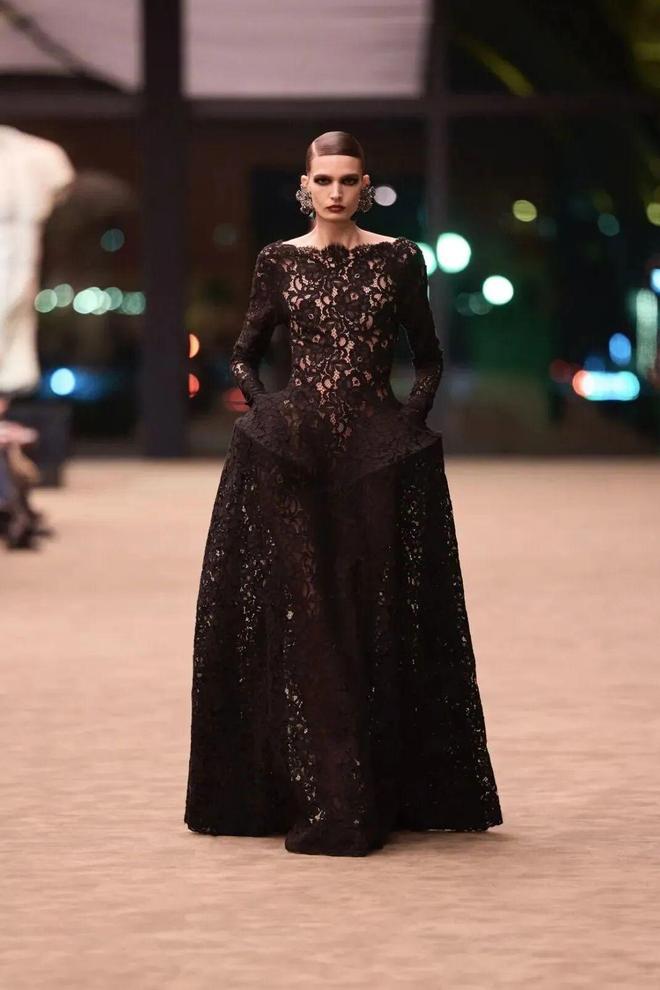 穿出巴黎女人的姿态，要几步？_穿出巴黎女人的姿态，要几步？_