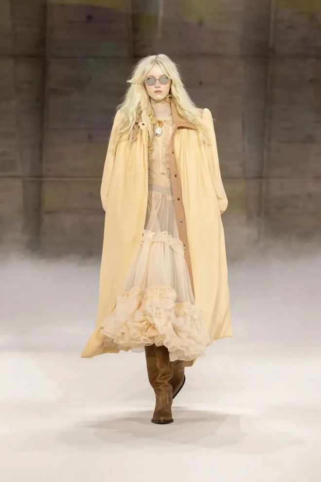 穿出巴黎女人的姿态，要几步？__穿出巴黎女人的姿态，要几步？