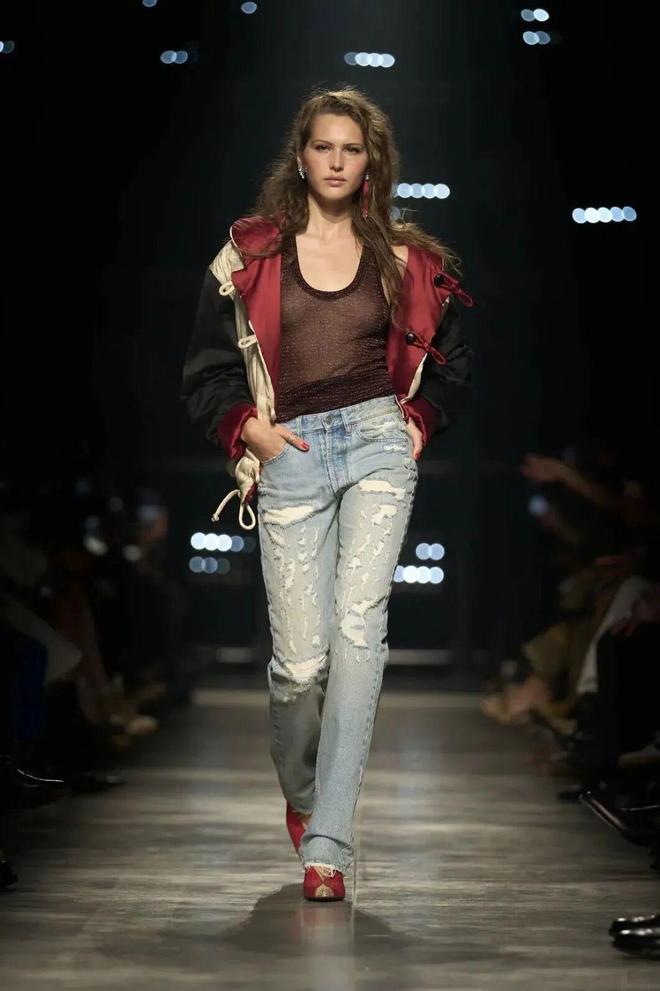 穿出巴黎女人的姿态，要几步？__穿出巴黎女人的姿态，要几步？