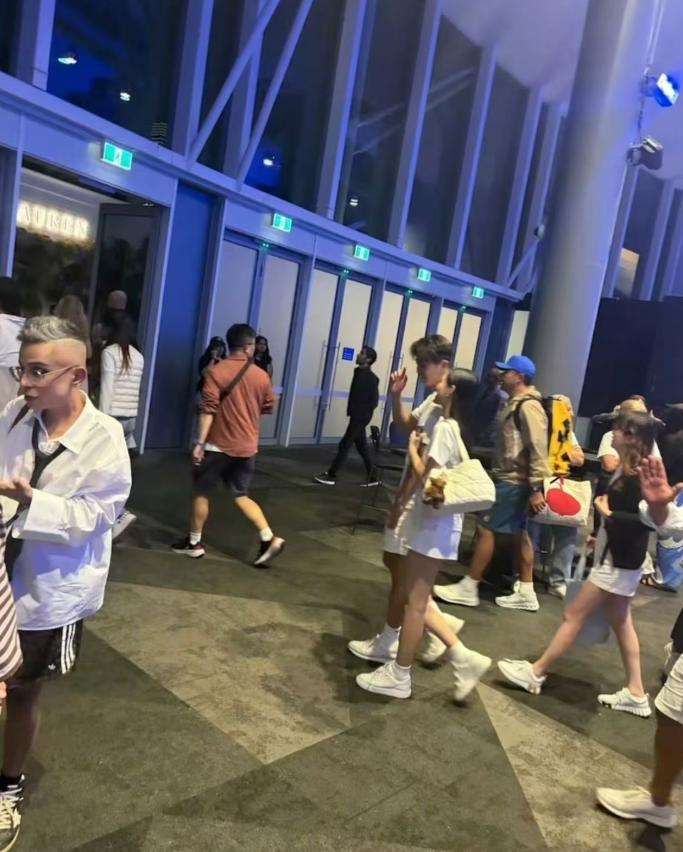 _墨尔本墨尔本_m墨尔本