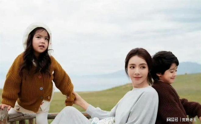 _加拿大超高颜值兄妹_超高颜值时尚空姐baby