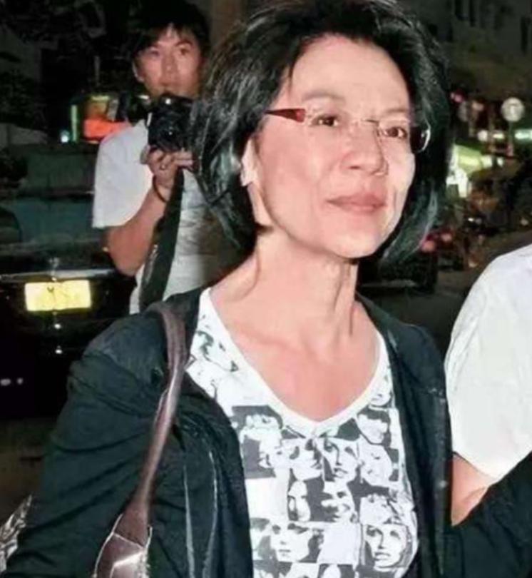 _亲情为了钱闹翻的名言_亲情因为钱反目的新闻