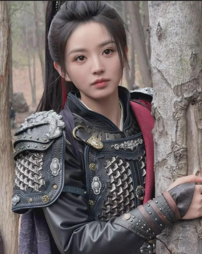 _颜值清新_又飒又美的女生