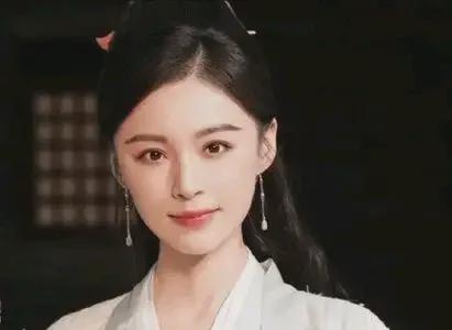 又飒又美的女生__颜值清新