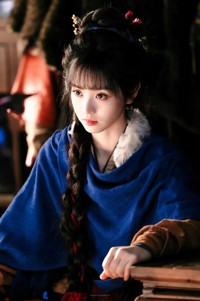 _《逐玉》双平台热度破万，95花生格局变了，张凌赫能成新顶流吗？_《逐玉》双平台热度破万，95花生格局变了，张凌赫能成新顶流吗？