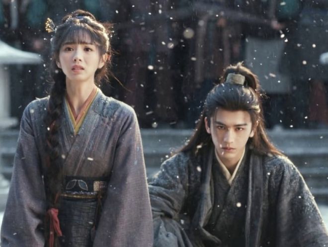 _张凌赫9年前素人期的采访火了,190cm身高鹤立鸡群,像胖版李敏镐_张凌赫9年前素人期的采访火了,190cm身高鹤立鸡群,像胖版李敏镐