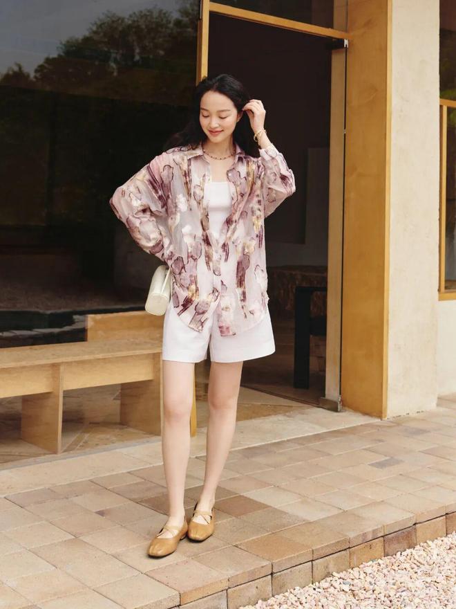 _上班族夏天服装搭配_夏日工作服