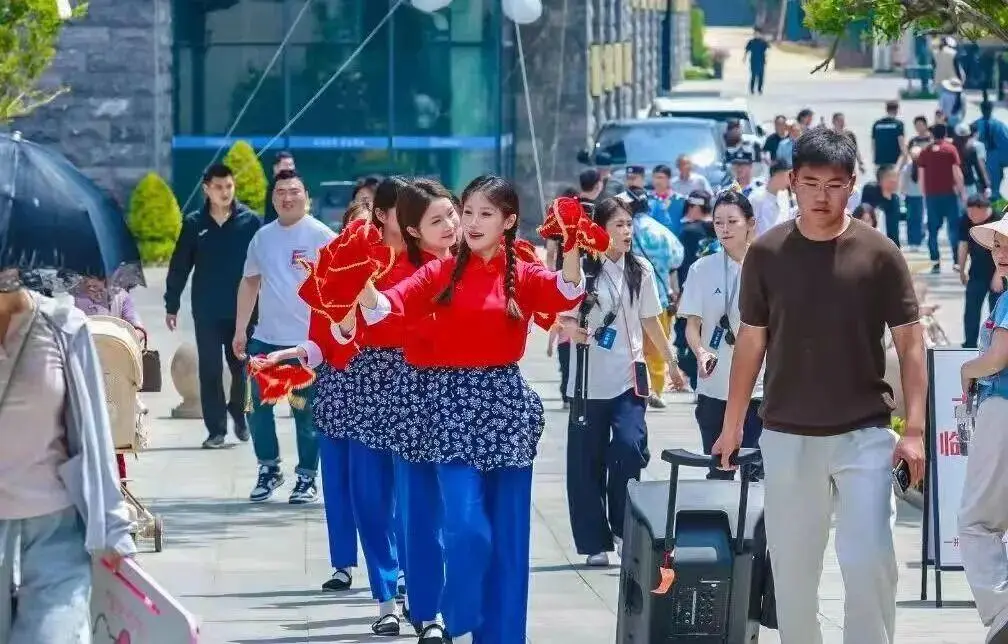 _步景工贸有限公司_步景实业