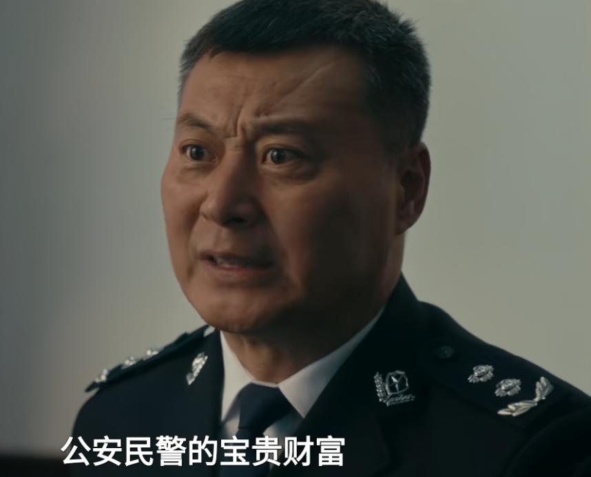 _高智商犯罪演员表_适合演高智商男演员