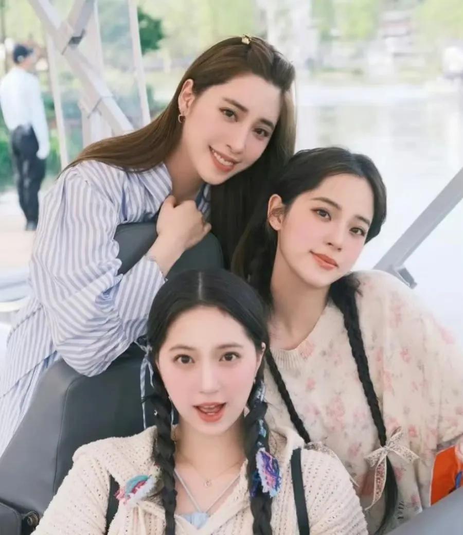 欧阳娣娣欧阳娜娜欧阳妮妮__欧阳娣娣和娜娜