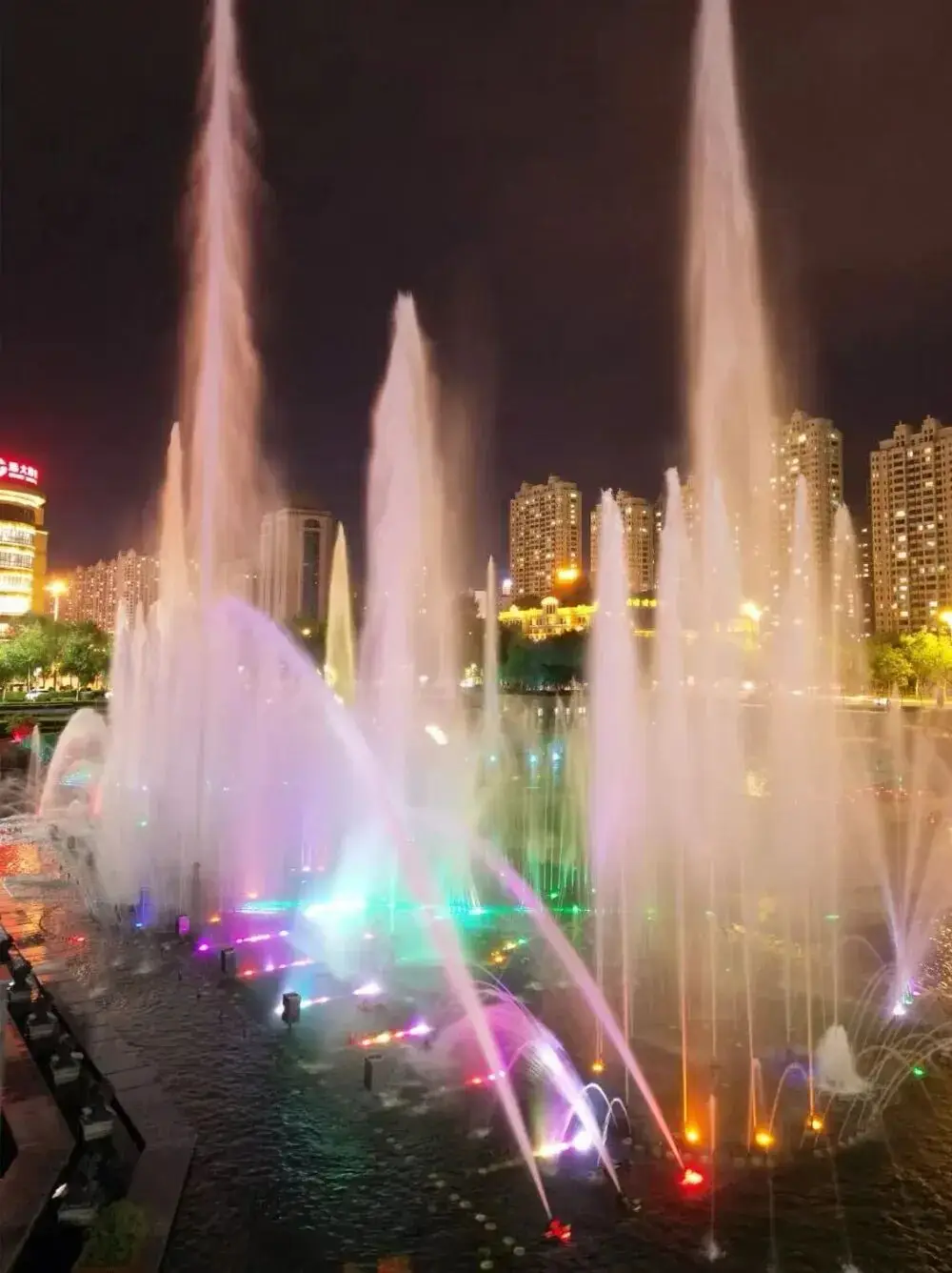 _哈尔滨浪漫主题宾馆_哈尔滨浪漫餐厅