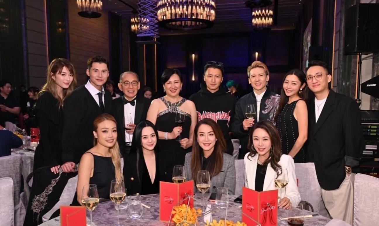 _吃饭砸锅?张敬轩复出被全网抵制,官方连夜割席,英皇娱乐不无辜_吃饭砸锅?张敬轩复出被全网抵制,官方连夜割席,英皇娱乐不无辜