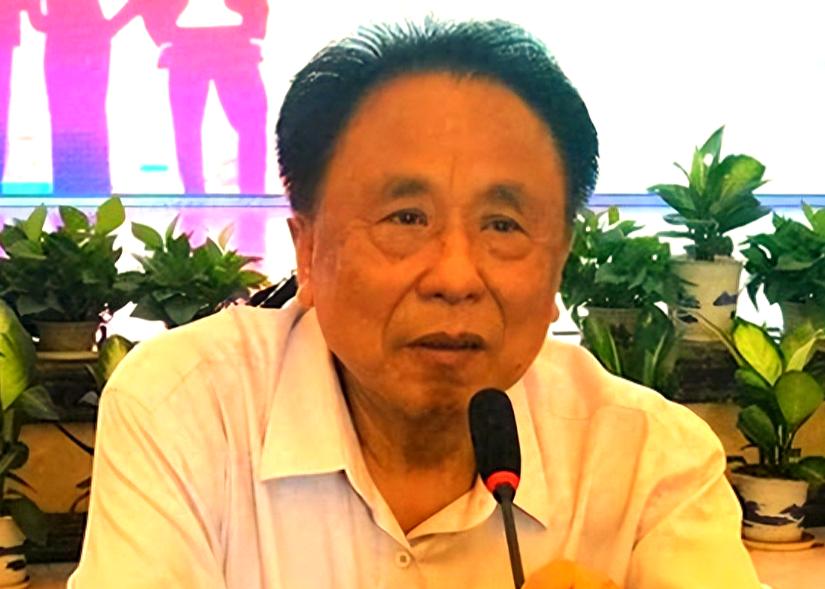 包养10位情妇，翻牌子侍寝，生下11个私生子，75岁还在拼命生娃？__包养10位情妇，翻牌子侍寝，生下11个私生子，75岁还在拼命生娃？