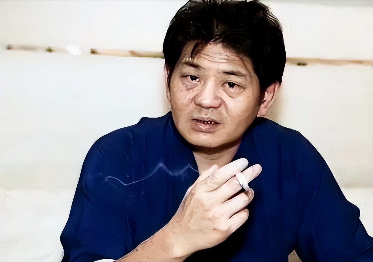 包养10位情妇，翻牌子侍寝，生下11个私生子，75岁还在拼命生娃？_包养10位情妇，翻牌子侍寝，生下11个私生子，75岁还在拼命生娃？_