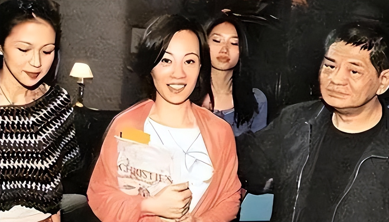 _包养10位情妇，翻牌子侍寝，生下11个私生子，75岁还在拼命生娃？_包养10位情妇，翻牌子侍寝，生下11个私生子，75岁还在拼命生娃？