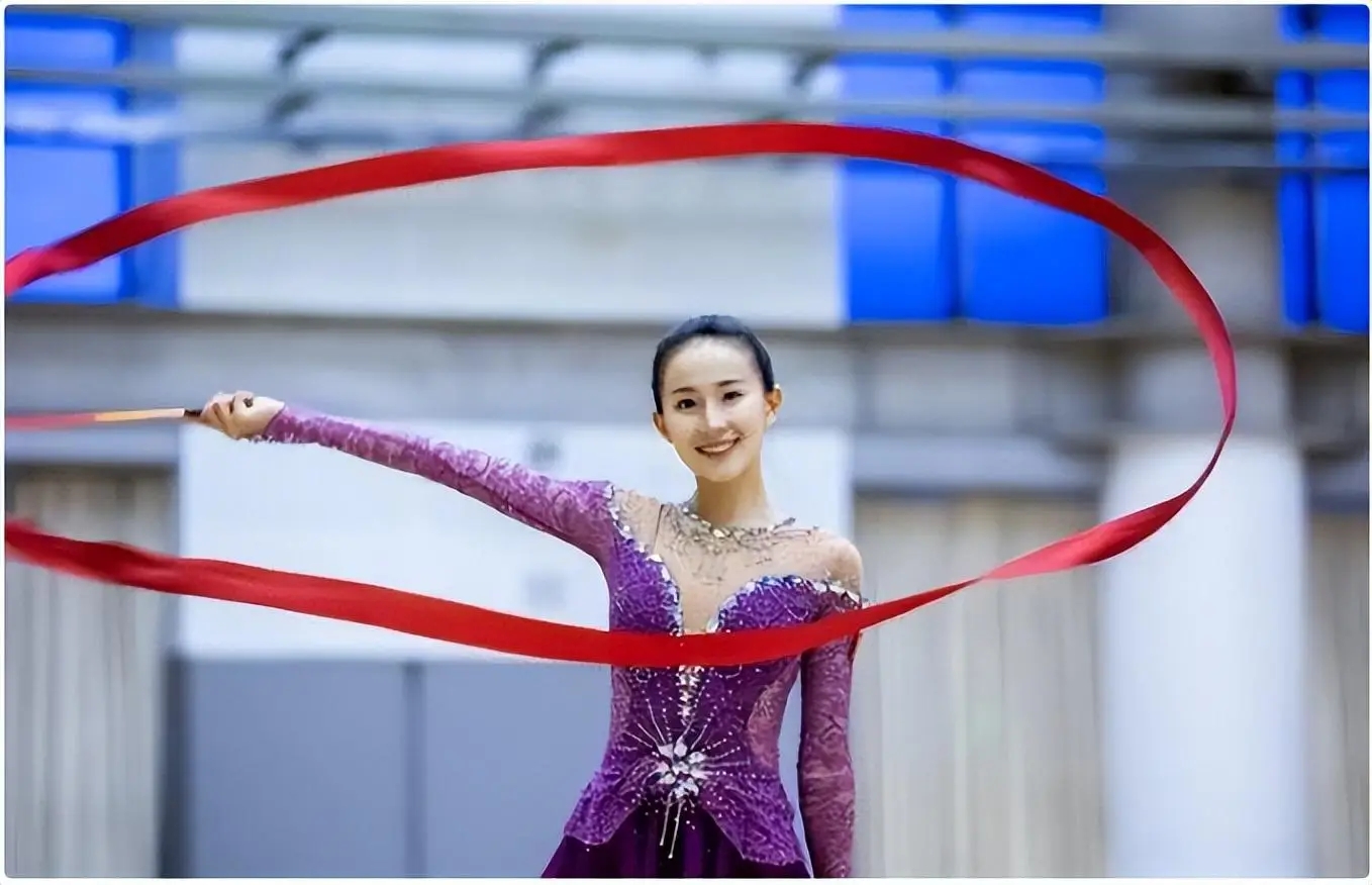 特别关注孙杨主持人__孙杨娱乐节目