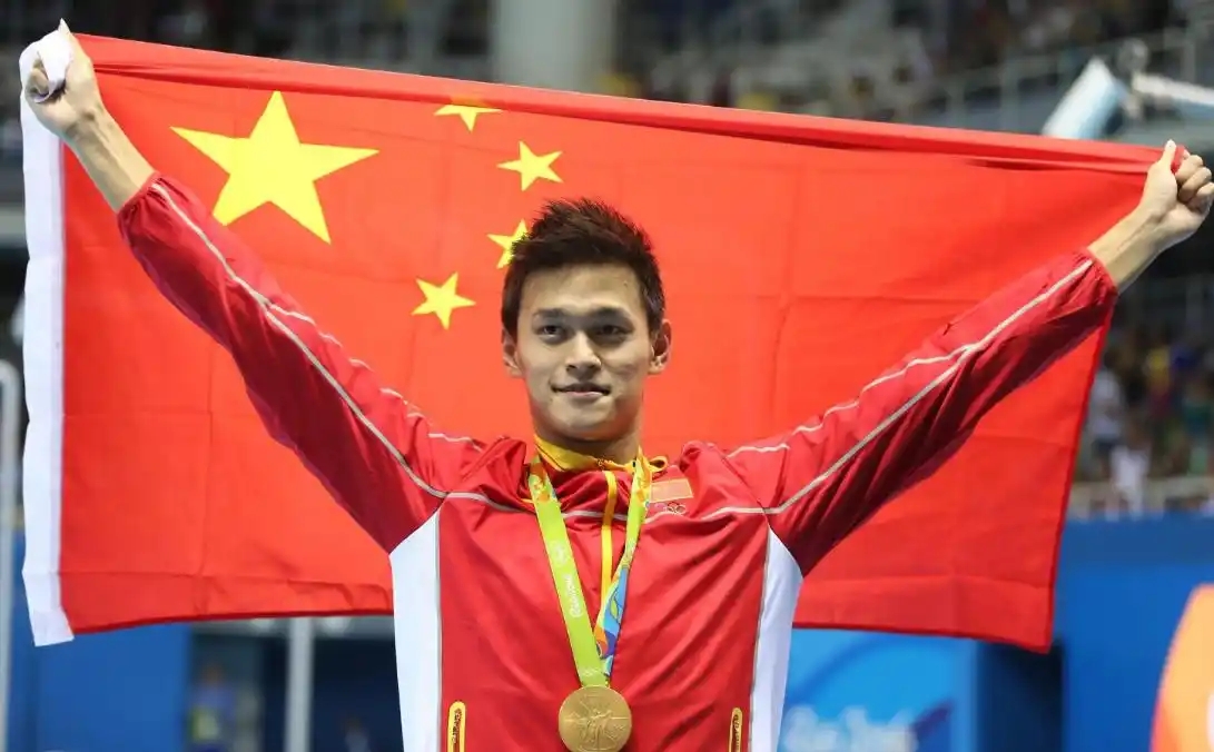 特别关注孙杨主持人_孙杨娱乐节目_
