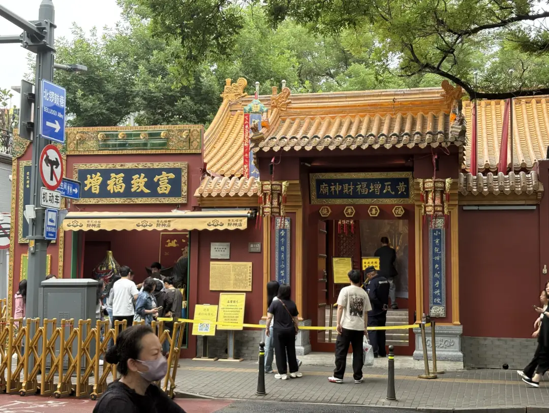 酒吧老板会调酒吗__酒吧老板需要每天去酒吧的吗