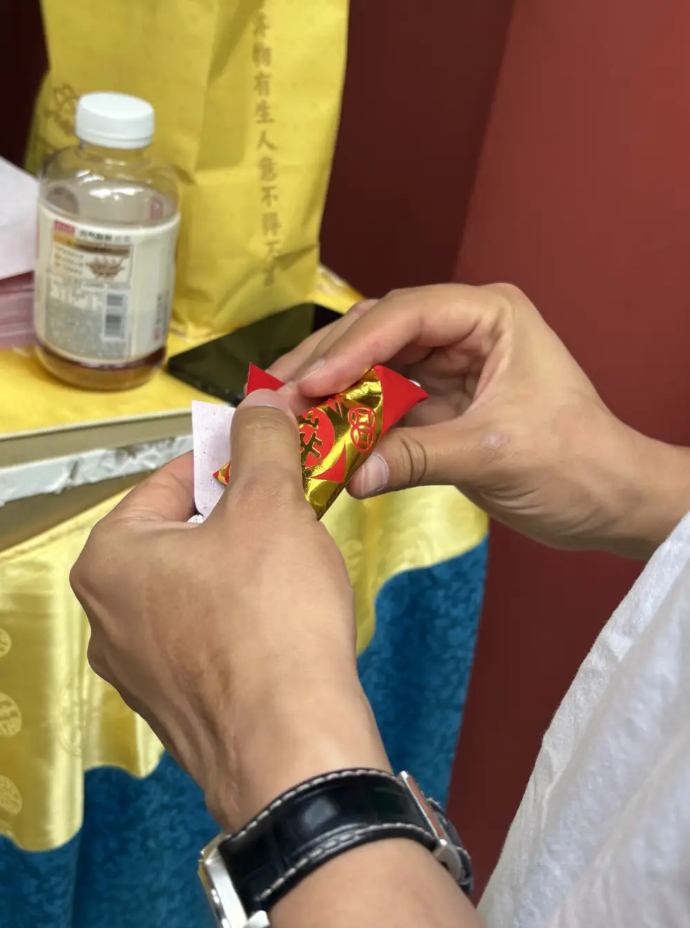 酒吧老板需要每天去酒吧的吗_酒吧老板会调酒吗_