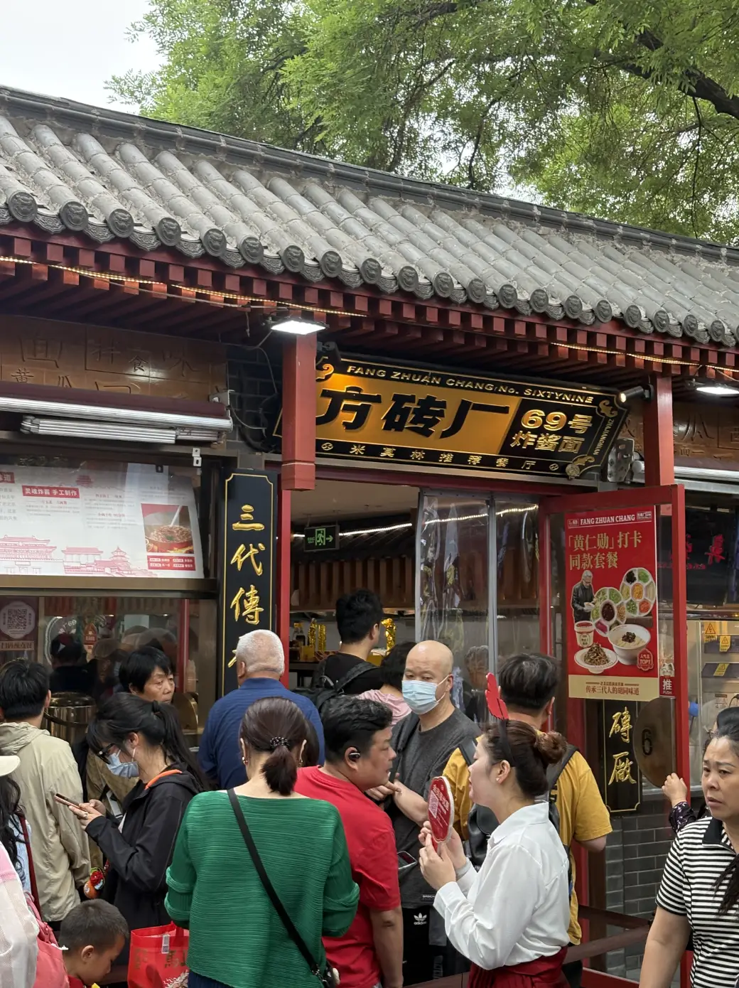 酒吧老板会调酒吗_酒吧老板需要每天去酒吧的吗_