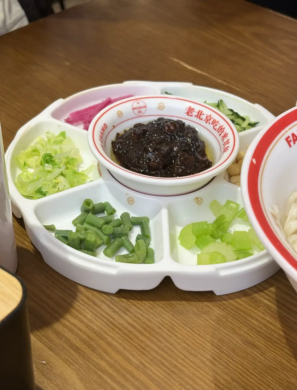 酒吧老板会调酒吗__酒吧老板需要每天去酒吧的吗