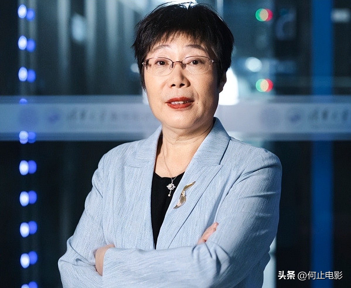 美国专家评论中国__美国人敬业