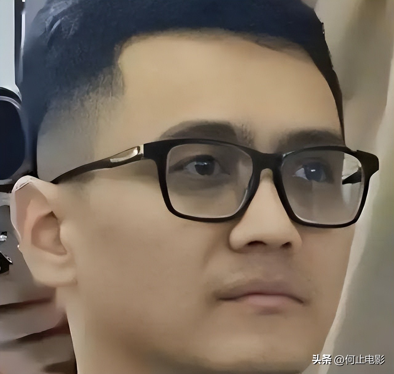 _宋喆现状：隐居县城，双眼无神生活落魄，前妻杨慧早已经过新生活_宋喆现状：隐居县城，双眼无神生活落魄，前妻杨慧早已经过新生活