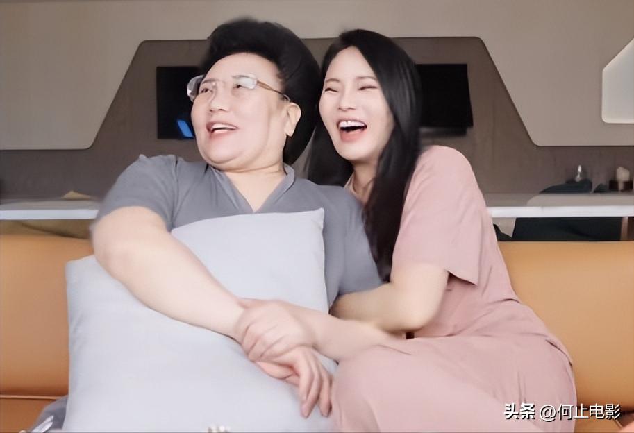 57岁伊能静自曝未绝经,炸出一群“牛鬼蛇神”,秦昊妈妈没说谎__57岁伊能静自曝未绝经,炸出一群“牛鬼蛇神”,秦昊妈妈没说谎